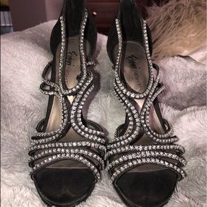 Black sparkly heals